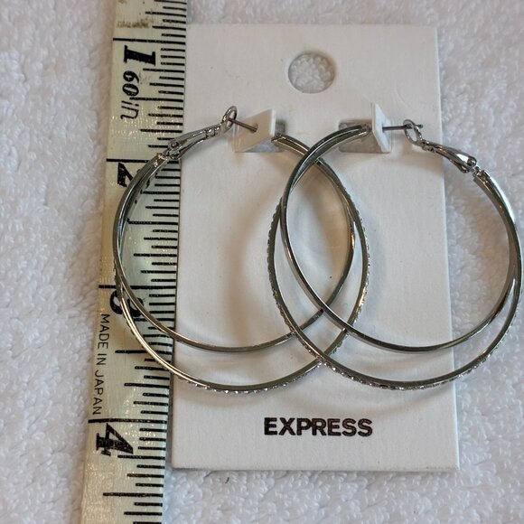 NWT Express Dual Hoop Silver Earrings Jewelry - Picture 7 of 7